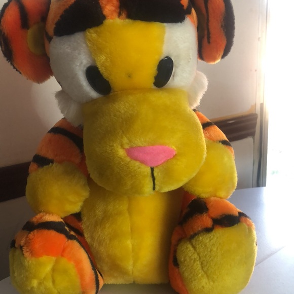 Baby VTG stuffed tigger 1980s - Picture 3 of 9